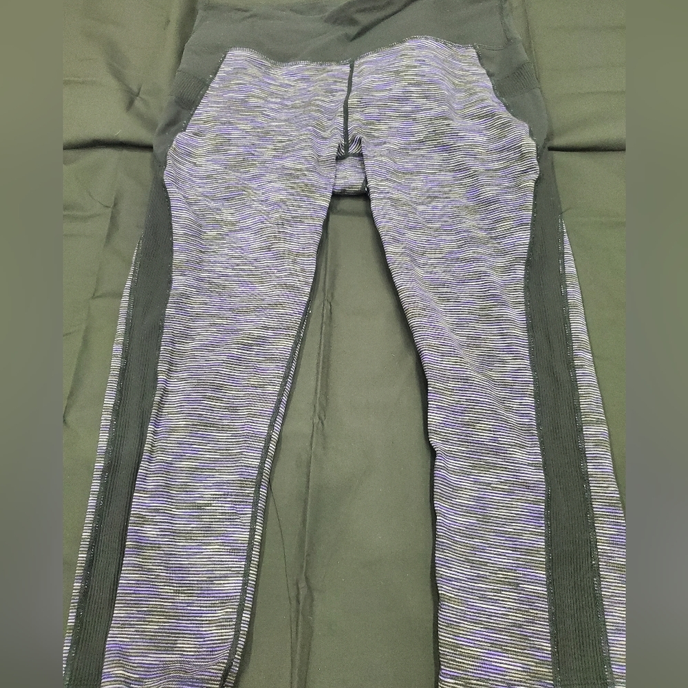 Athleta yoga pants